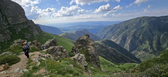 Връх Ботев (2376 м) – най-високият връх в Стара планина — снимка 4